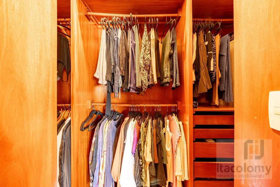 Casa de Condomínio com 4 quartos à venda, 500m2 em Santana De Parnaiba - SP - imagem 9 Foto 9 de Casa de Condomínio com 4 quartos à venda, 500m2 em Santana De Parnaiba - SP