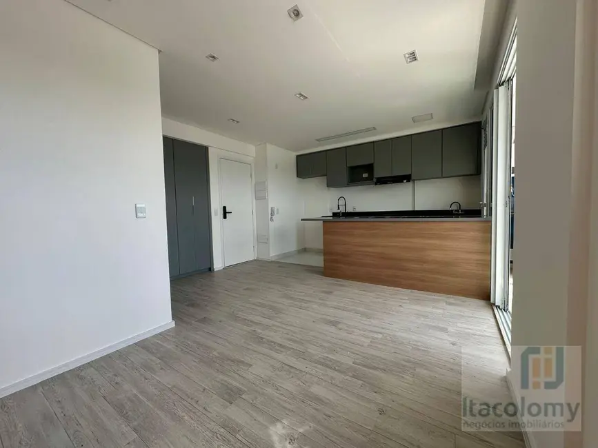 Foto 2 de Apartamento com 1 quarto para alugar, 45m2 em Barueri - SP