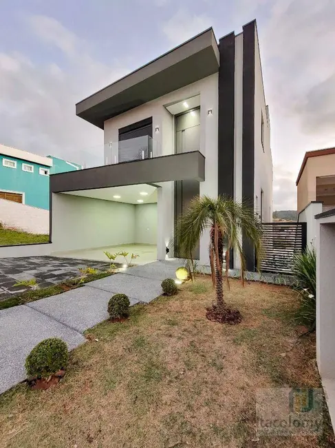 Foto 1 de Casa de Condomínio com 4 quartos à venda, 282m2 em Suru, Santana De Parnaiba - SP