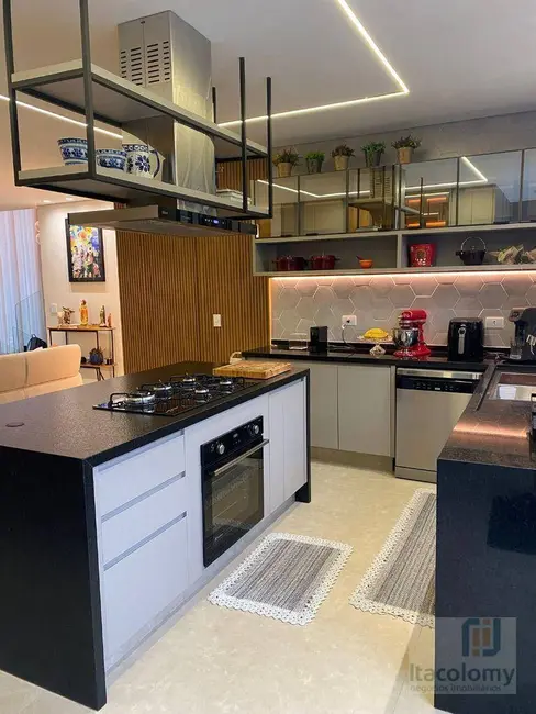 Casa de Condomínio com 4 quartos à venda, 640m2 em Santana De Parnaiba - SP - imagem 5 Foto 5 de Casa de Condomínio com 4 quartos à venda, 640m2 em Santana De Parnaiba - SP