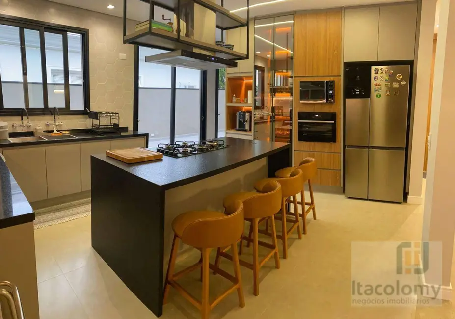 Casa de Condomínio com 4 quartos à venda, 640m2 em Santana De Parnaiba - SP - imagem 7 Foto 7 de Casa de Condomínio com 4 quartos à venda, 640m2 em Santana De Parnaiba - SP