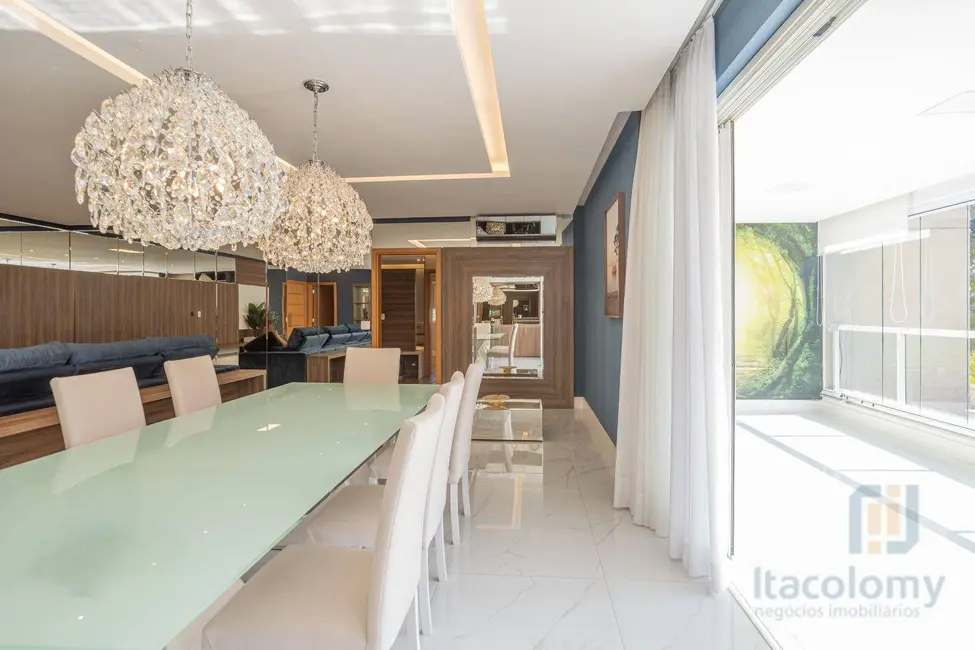 Foto 5 de Apartamento com 3 quartos à venda, 224m2 em Santana De Parnaiba - SP