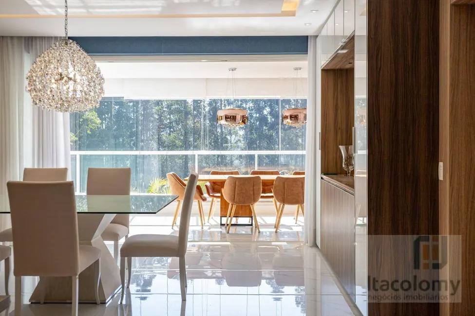 Foto 9 de Apartamento com 3 quartos à venda, 224m2 em Santana De Parnaiba - SP