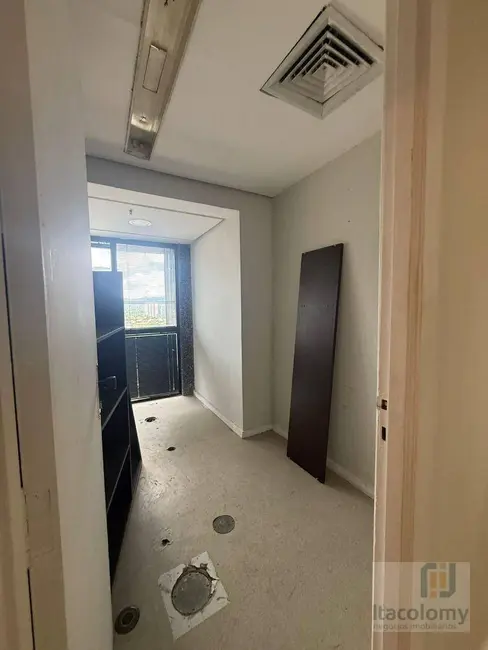 Sala Comercial para alugar, 120m2 em Alphaville Industrial, Barueri - SP - imagem 3 Foto 3 de Sala Comercial para alugar, 120m2 em Alphaville Industrial, Barueri - SP