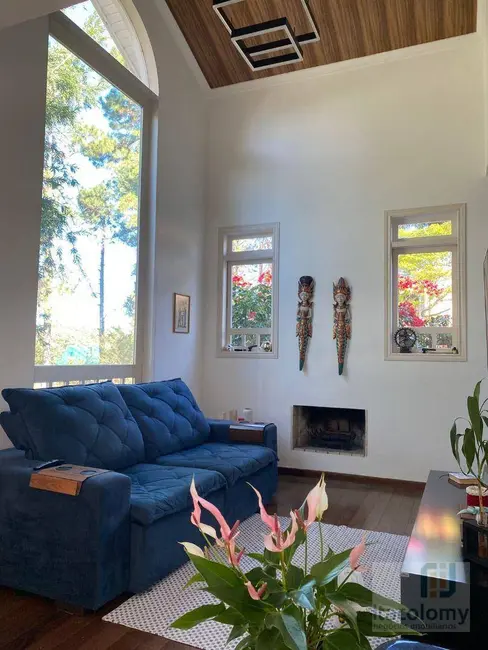 Foto 6 de Casa de Condomínio com 3 quartos à venda, 240m2 em Santana De Parnaiba - SP