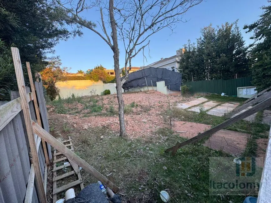 Terreno / Lote à venda, 900m2 em Tamboré, Santana De Parnaiba - SP - imagem 2 Foto 2 de Terreno / Lote à venda, 900m2 em Tamboré, Santana De Parnaiba - SP