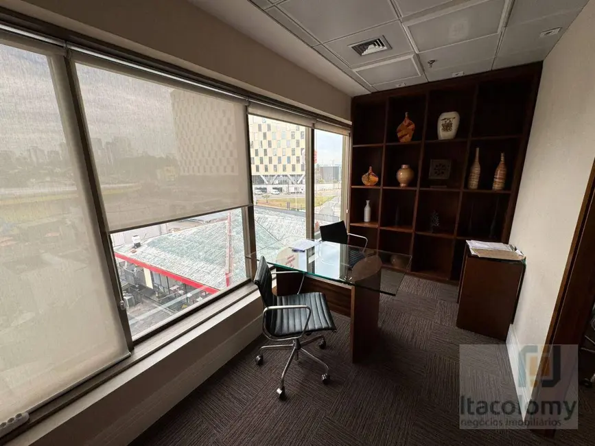 Foto 4 de Sala Comercial à venda, 41m2 em Barueri - SP