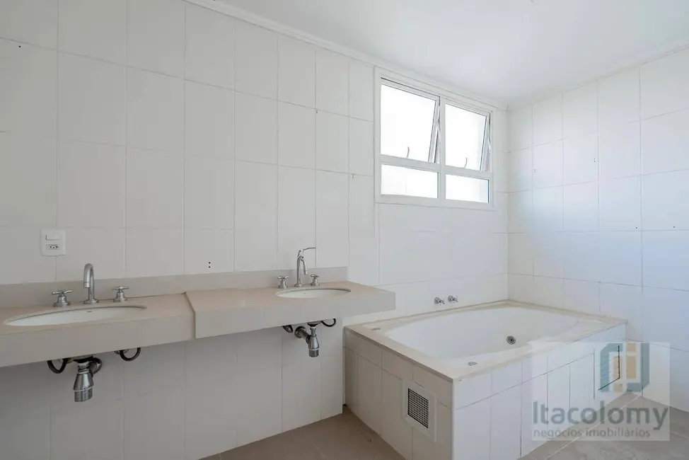 Foto 4 de Apartamento com 4 quartos à venda, 172m2 em Tamboré, Santana De Parnaiba - SP