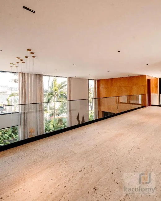 Casa de Condomínio com 5 quartos à venda, 1000m2 em Tamboré, Santana De Parnaiba - SP - imagem 5 Foto 5 de Casa de Condomínio com 5 quartos à venda, 1000m2 em Tamboré, Santana De Parnaiba - SP