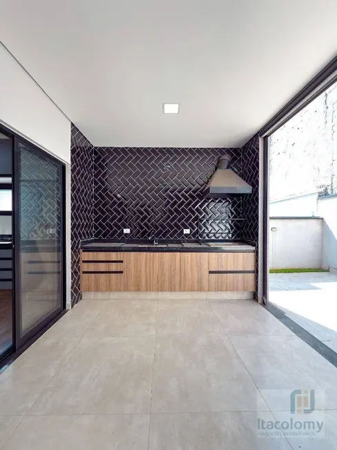 Foto 2 de Casa de Condomínio com 3 quartos à venda, 262m2 em Suru, Santana De Parnaiba - SP