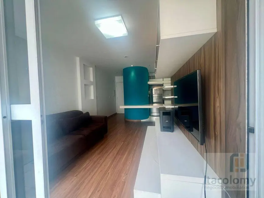 Foto 3 de Apartamento com 1 quarto à venda e para alugar, 50m2 em Vila Olímpia, São Paulo - SP