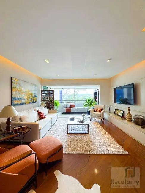 Apartamento com 3 quartos à venda, 165m2 em Alphaville Industrial, Barueri - SP - imagem 1 Foto 1 de Apartamento com 3 quartos à venda, 165m2 em Alphaville Industrial, Barueri - SP