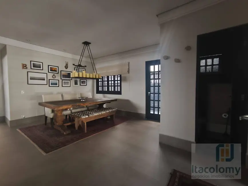 Foto 3 de Casa de Condomínio com 3 quartos à venda, 200m2 em Santana De Parnaiba - SP