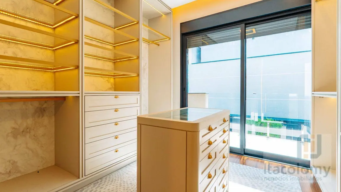 Foto 9 de Casa de Condomínio com 4 quartos à venda, 450m2 em Tamboré, Santana De Parnaiba - SP