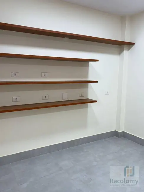 Foto 9 de Casa de Condomínio com 3 quartos à venda e para alugar, 611m2 em Barueri - SP