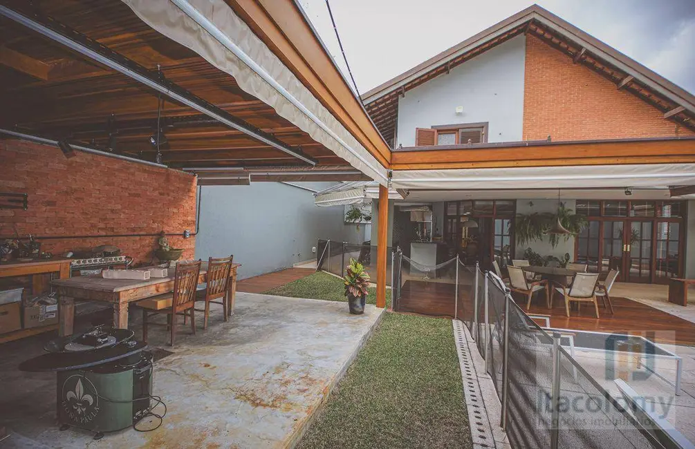 Foto 9 de Casa de Condomínio com 3 quartos à venda, 633m2 em Barueri - SP