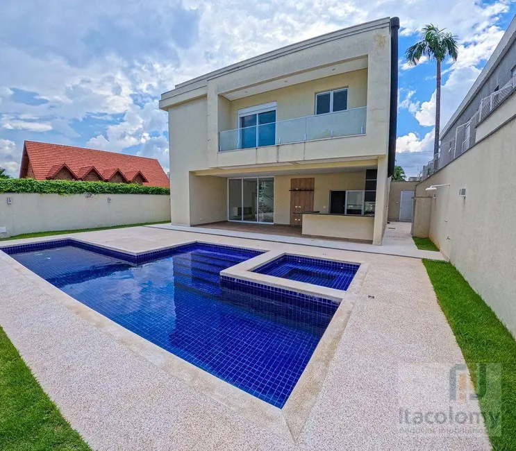 Foto 2 de Casa de Condomínio com 4 quartos para alugar, 460m2 em Barueri - SP