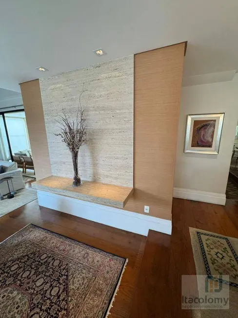 Casa de Condomínio com 4 quartos à venda, 572m2 em Barueri - SP - imagem 5 Foto 5 de Casa de Condomínio com 4 quartos à venda, 572m2 em Barueri - SP