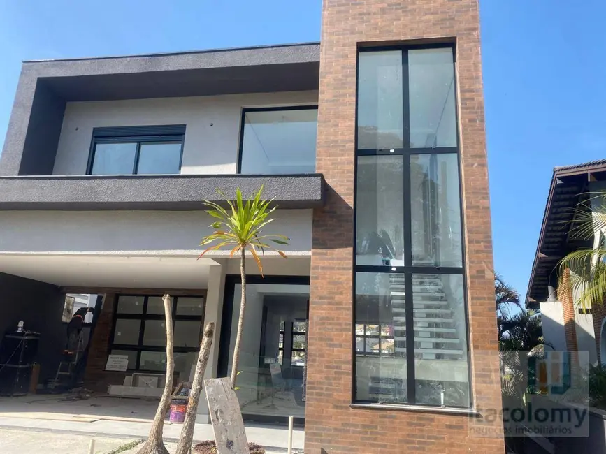 Foto 1 de Casa de Condomínio com 4 quartos à venda, 408m2 em Santana De Parnaiba - SP