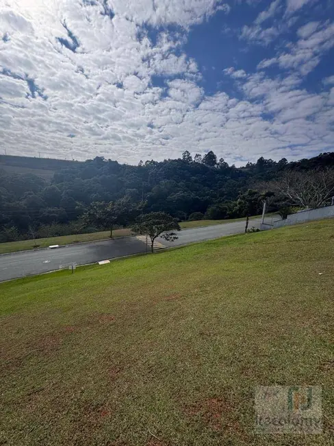 Foto 2 de Terreno / Lote à venda, 749m2 em Paiol Velho, Santana De Parnaiba - SP