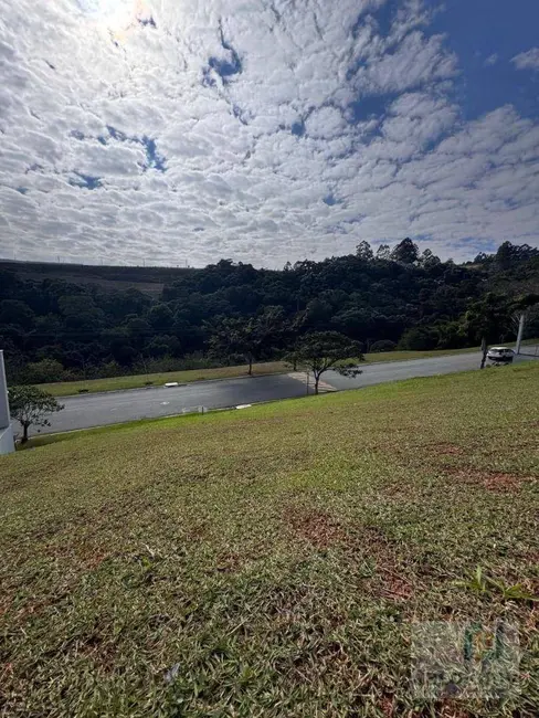 Foto 1 de Terreno / Lote à venda, 749m2 em Paiol Velho, Santana De Parnaiba - SP