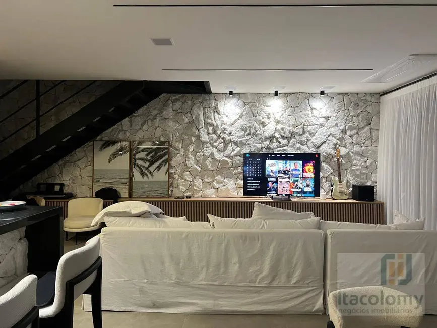 Foto 3 de Casa de Condomínio com 4 quartos à venda, 310m2 em Tamboré, Barueri - SP