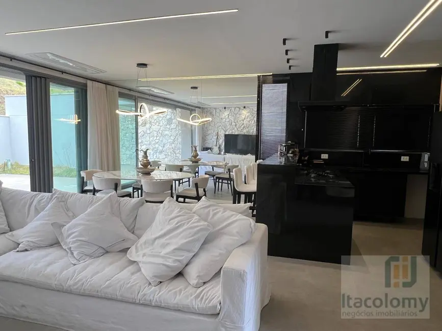 Foto 5 de Casa de Condomínio com 4 quartos à venda, 310m2 em Tamboré, Barueri - SP