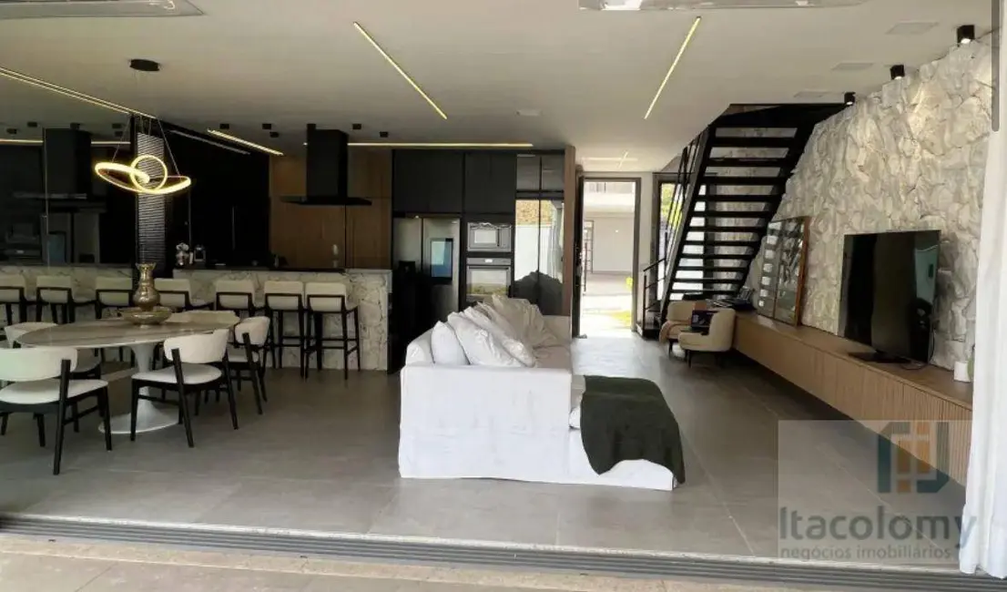 Foto 2 de Casa de Condomínio com 4 quartos à venda, 310m2 em Tamboré, Barueri - SP
