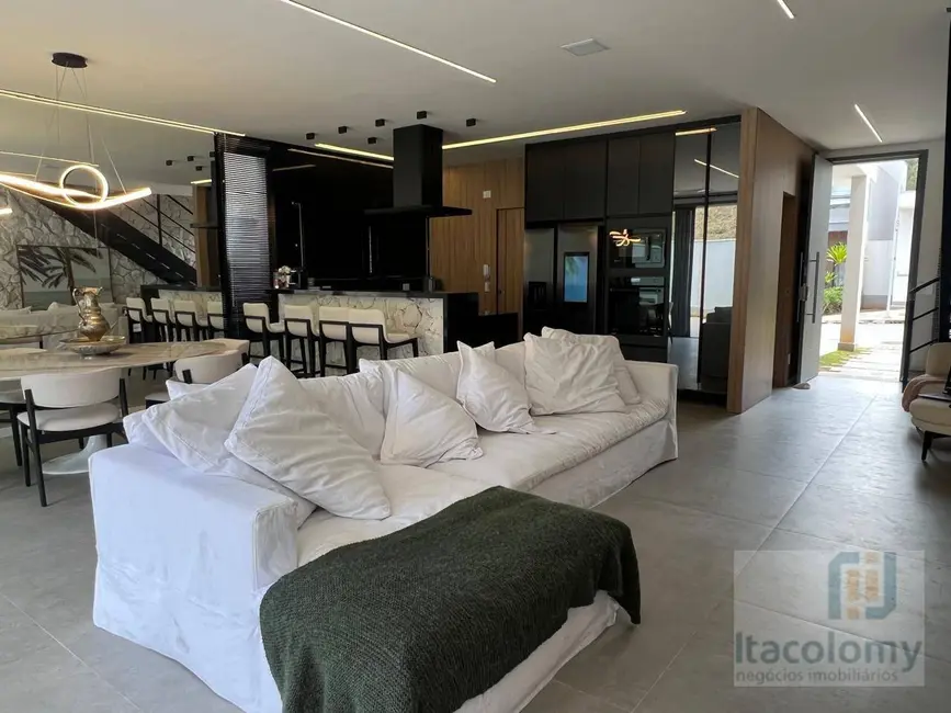 Foto 1 de Casa de Condomínio com 4 quartos à venda, 310m2 em Tamboré, Barueri - SP