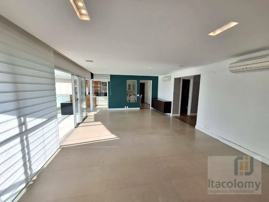 Apartamento com 3 quartos para alugar, 261m2 em Barueri - SP - imagem 2 Foto 2 de Apartamento com 3 quartos para alugar, 261m2 em Barueri - SP