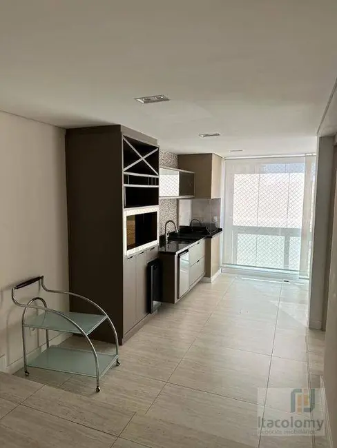 Apartamento com 3 quartos para alugar, 235m2 em Alphaville Industrial, Barueri - SP - imagem 8 Foto 8 de Apartamento com 3 quartos para alugar, 235m2 em Alphaville Industrial, Barueri - SP