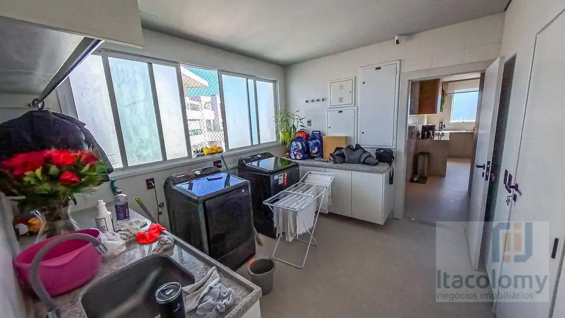 Foto 5 de Apartamento com 3 quartos à venda, 367m2 em Santana De Parnaiba - SP