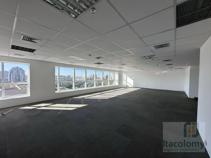 Foto 1 de Sala Comercial à venda, 131m2 em Empresarial 18 do Forte, Barueri - SP