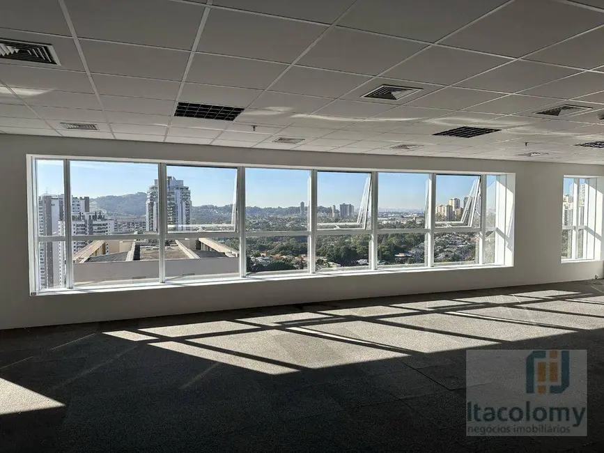 Sala Comercial à venda, 225m2 em Empresarial 18 do Forte, Barueri - SP - imagem 3 Foto 3 de Sala Comercial à venda, 225m2 em Empresarial 18 do Forte, Barueri - SP