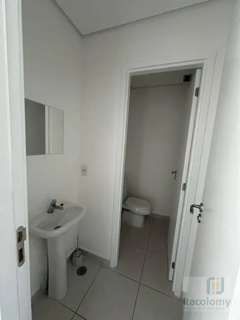 Foto 4 de Sala Comercial à venda, 225m2 em Empresarial 18 do Forte, Barueri - SP