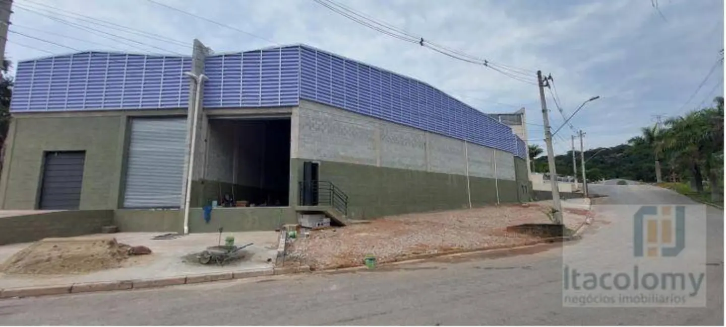 Foto 1 de Armazém / Galpão para alugar, 675m2 em Chácaras São Luís, Santana De Parnaiba - SP