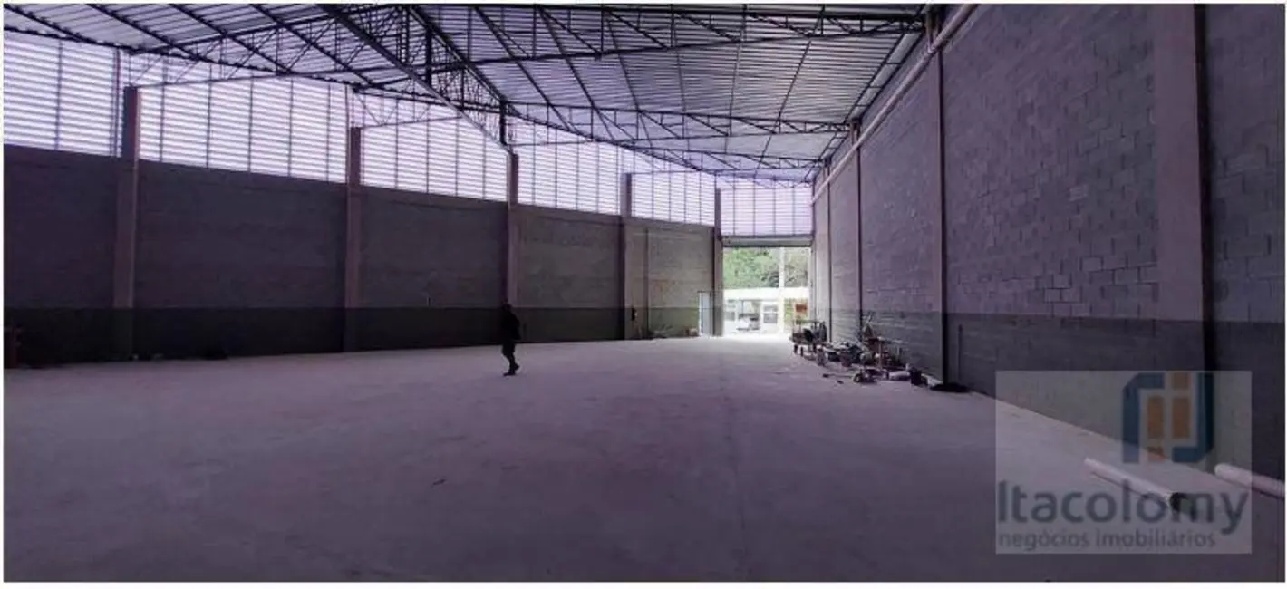 Foto 2 de Armazém / Galpão para alugar, 675m2 em Chácaras São Luís, Santana De Parnaiba - SP