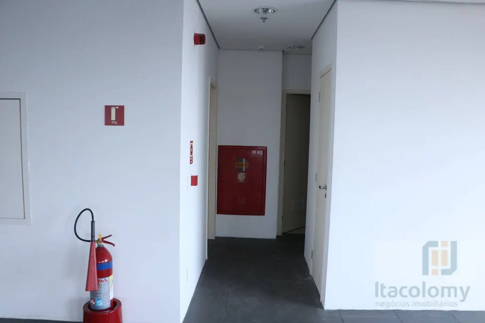 Foto 7 de Sala Comercial para alugar, 621m2 em Alphaville Industrial, Barueri - SP