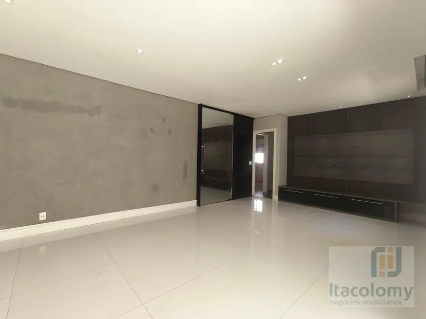 Foto 8 de Apartamento com 3 quartos à venda, 158m2 em Santana De Parnaiba - SP