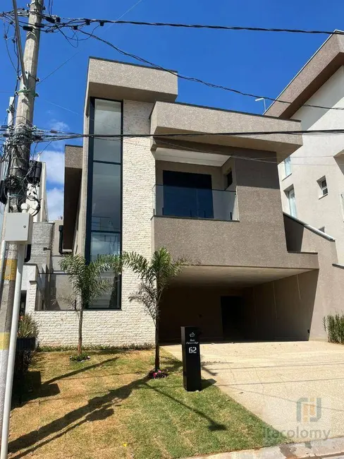 Foto 2 de Casa de Condomínio com 4 quartos à venda, 274m2 em Suru, Santana De Parnaiba - SP