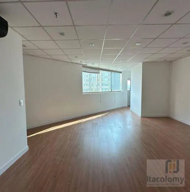 Foto 9 de Sala Comercial para alugar, 59m2 em Empresarial 18 do Forte, Barueri - SP