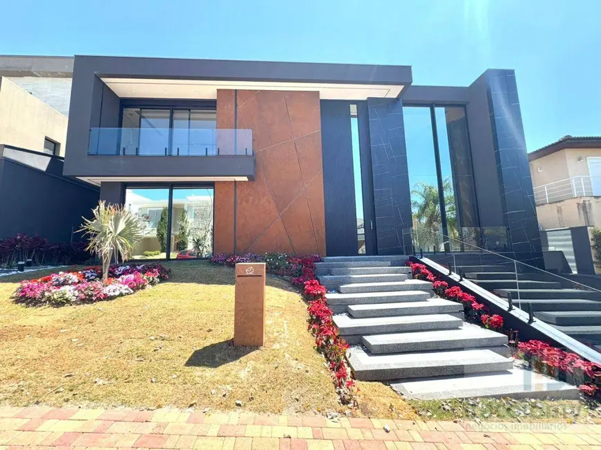 Casa de Condomínio com 4 quartos à venda, 600m2 em Santana De Parnaiba - SP - imagem 1 Foto 1 de Casa de Condomínio com 4 quartos à venda, 600m2 em Santana De Parnaiba - SP