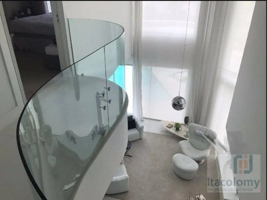 Foto 6 de Casa de Condomínio com 3 quartos à venda e para alugar, 540m2 em Tamboré, Barueri - SP