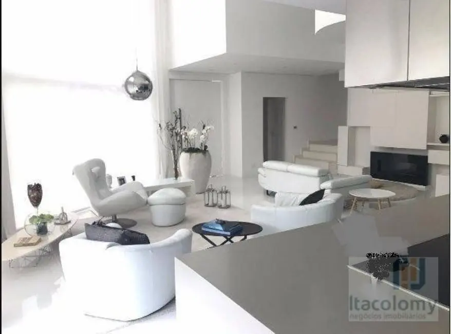 Foto 4 de Casa de Condomínio com 3 quartos à venda e para alugar, 540m2 em Tamboré, Barueri - SP