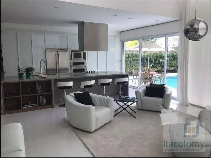 Foto 7 de Casa de Condomínio com 3 quartos à venda e para alugar, 540m2 em Tamboré, Barueri - SP