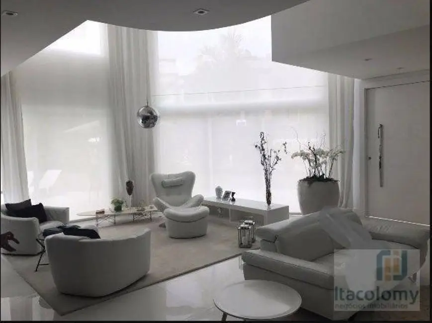 Foto 8 de Casa de Condomínio com 3 quartos à venda e para alugar, 540m2 em Tamboré, Barueri - SP