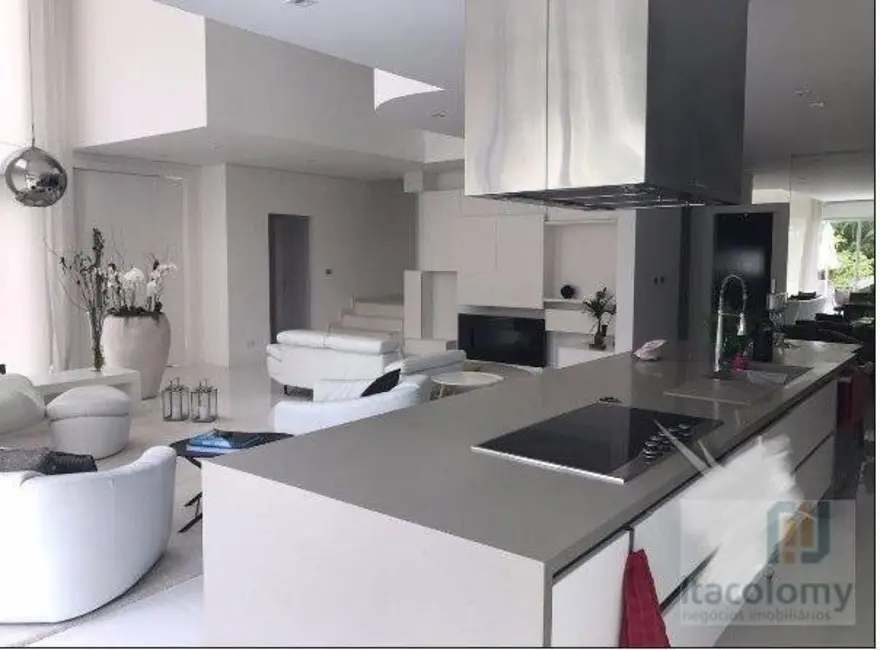 Foto 5 de Casa de Condomínio com 3 quartos à venda e para alugar, 540m2 em Tamboré, Barueri - SP