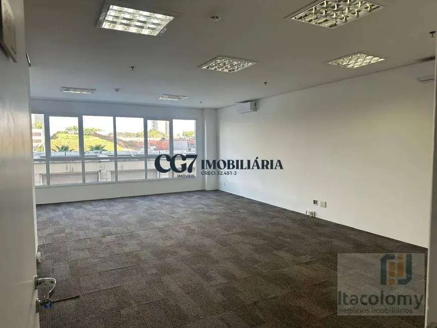 Foto 3 de Sala Comercial para alugar, 55m2 em Alphaville Conde II, Barueri - SP