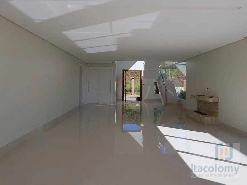 Foto 4 de Casa de Condomínio com 4 quartos à venda, 500m2 em Santana De Parnaiba - SP