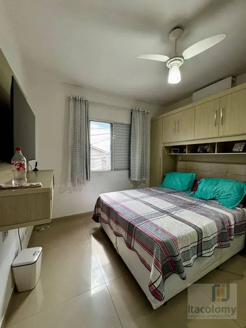 Foto 5 de Casa de Condomínio com 2 quartos à venda, 60m2 em Jardim Califórnia, Barueri - SP